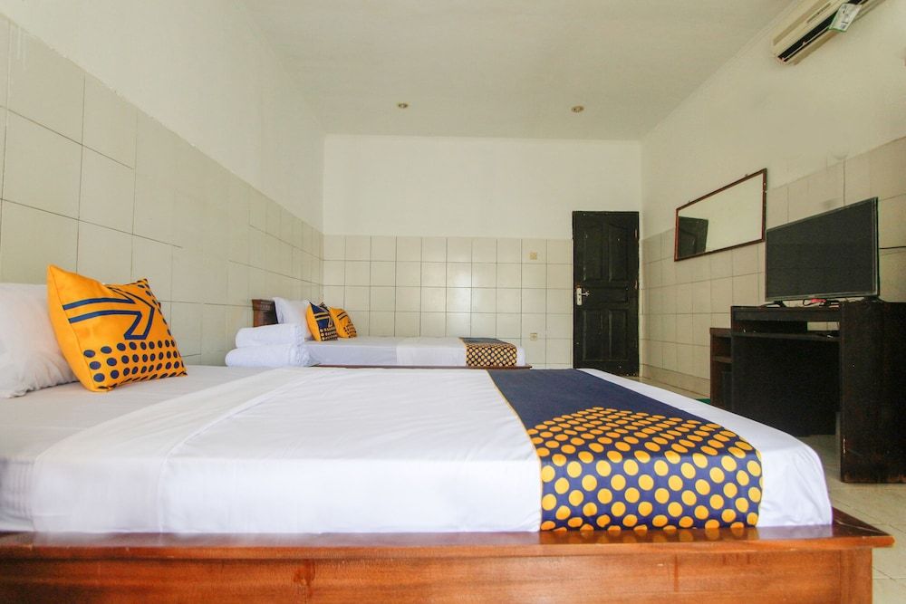 undefined SPOT ON 2167 Creative Bungalow 8