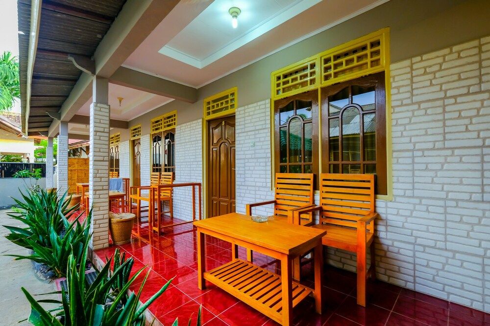 undefined OYO 2292 Pondok Lita 4