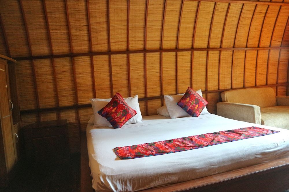 GiliPaddy Resort Cottage 4