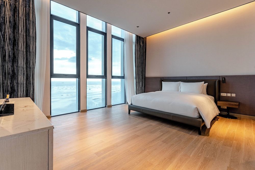 S. Sriracha Hotel and Residence Penthouse Suite