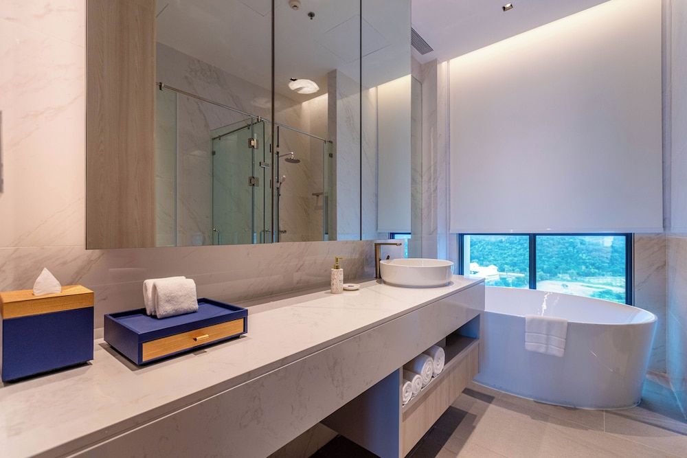 S. Sriracha Hotel and Residence Penthouse Suite 5