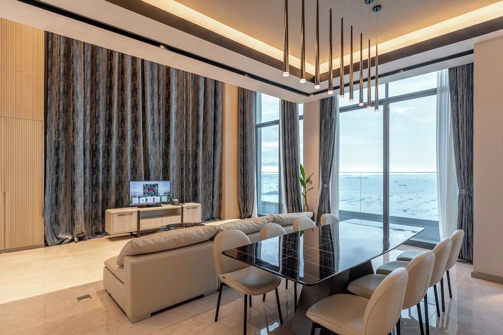 S. Sriracha Hotel and Residence Penthouse Suite 6