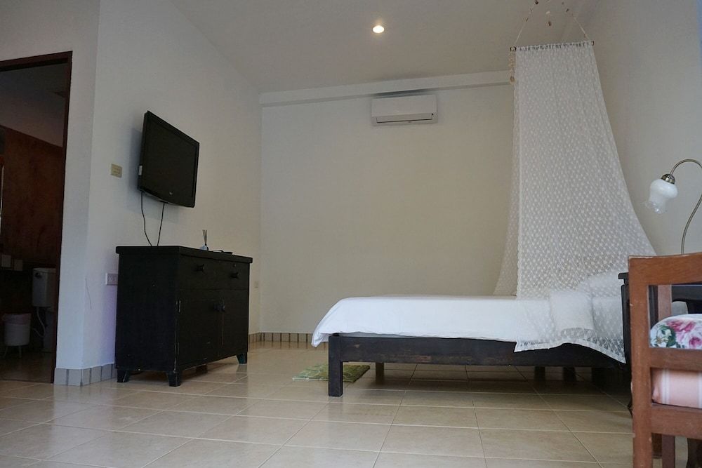 Kalamona Seaview Comfort Room 2