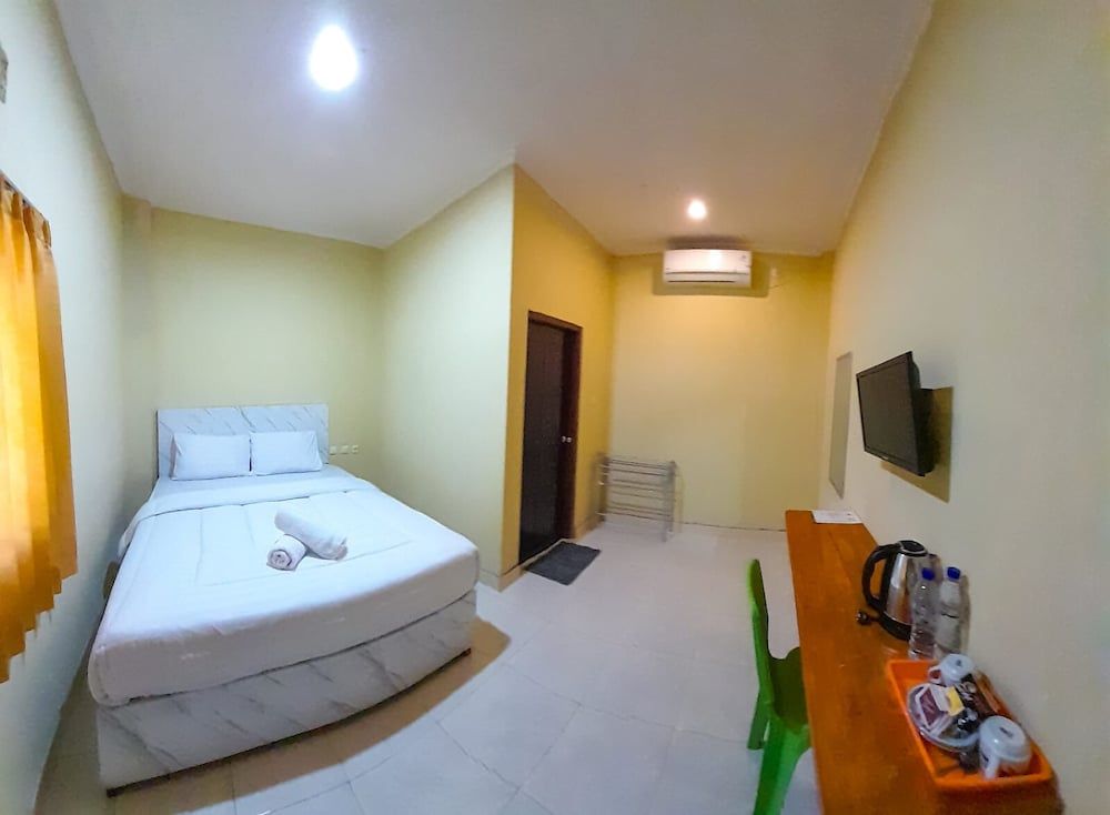 undefined FX72 Hotel 2