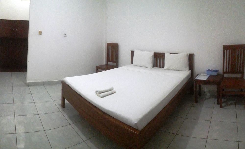 undefined The Teuz B&B 10