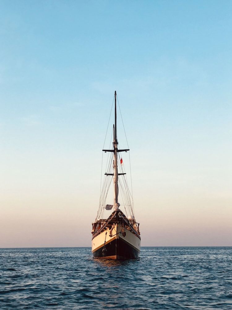 undefined Samara II Liveaboard 7
