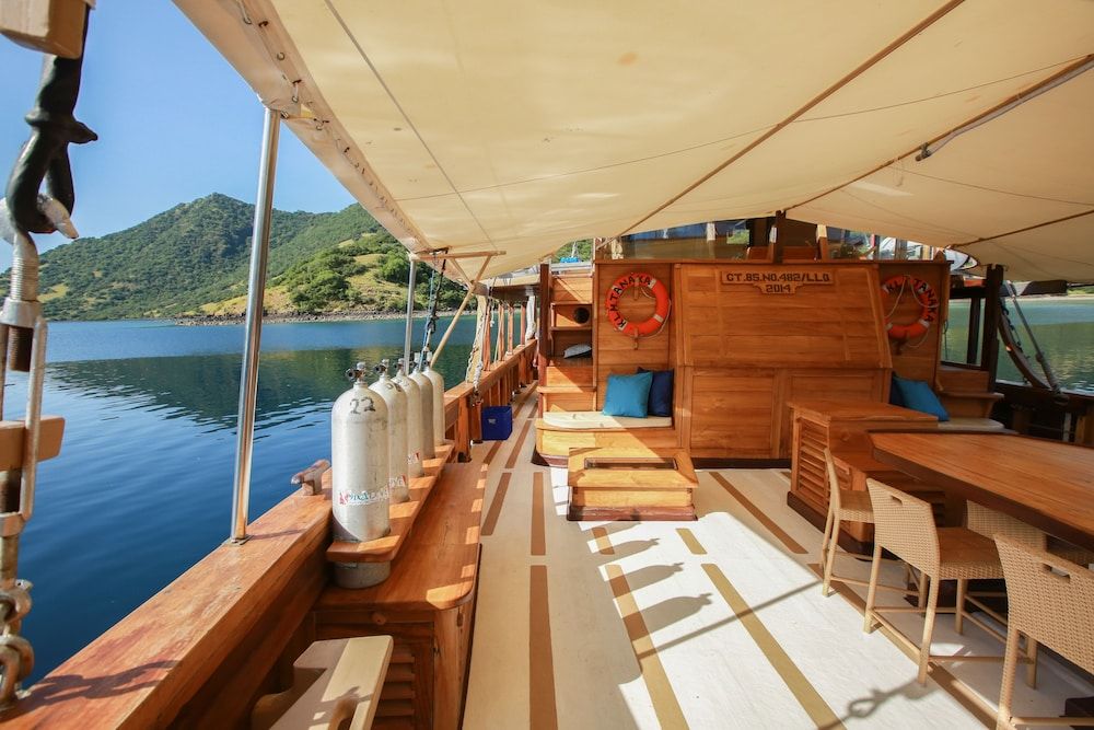 Tanaka Liveaboard Cabin 14
