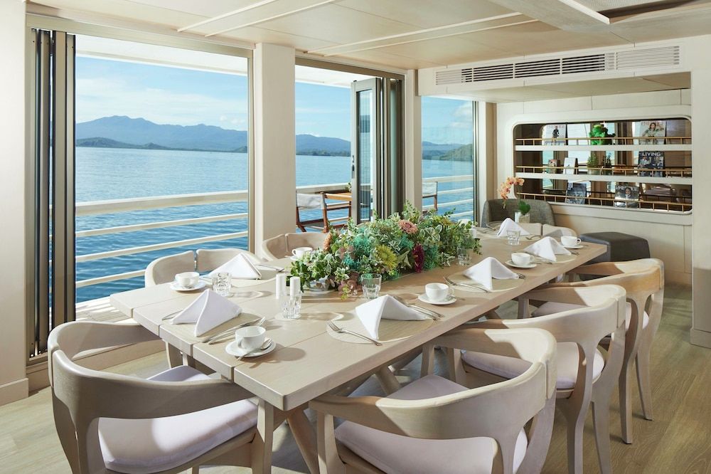 undefined AYANA Lako di'a 9