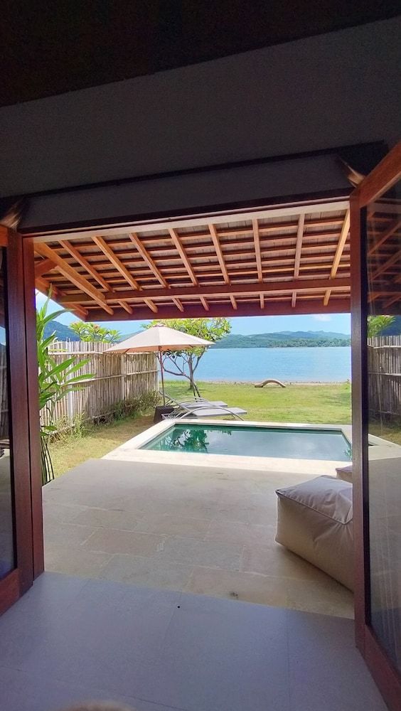 The Club Villas Lombok Exclusive Suite, 1 King Bed, Private Pool, Oceanfront 2