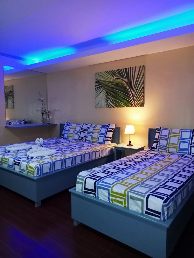 Marlins Beach Resort Deluxe Room 6