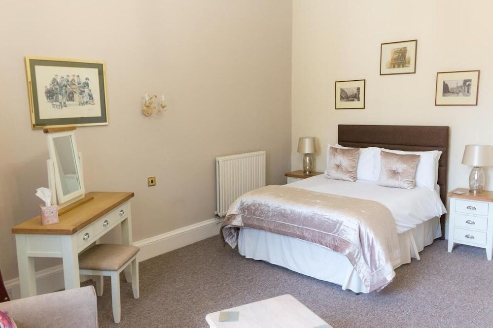 Basic Double Room