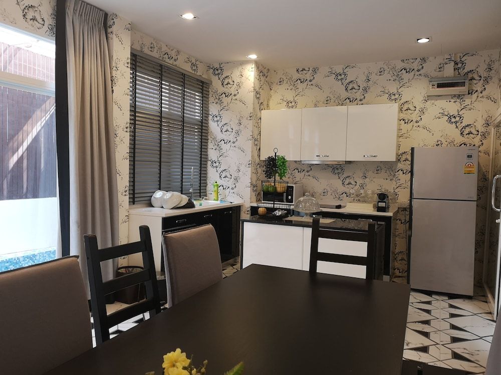 Changwattana Villa By Passionata Collection 4-Bedroom Family Villa 10