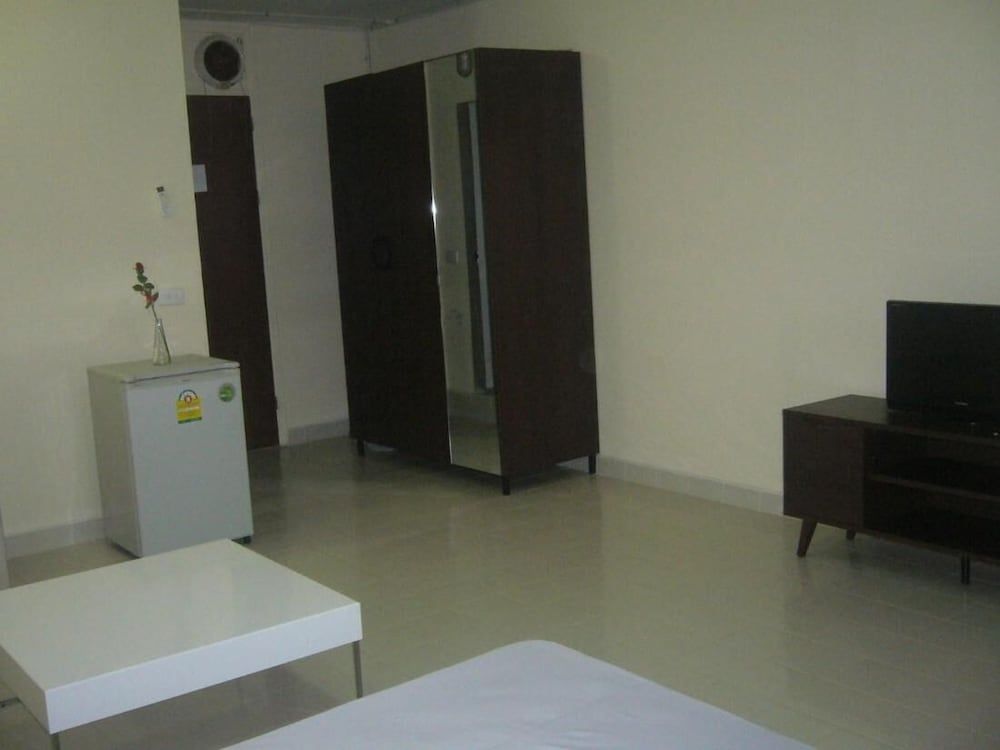 Room-chan Kim Don Mueang Guest House Tri