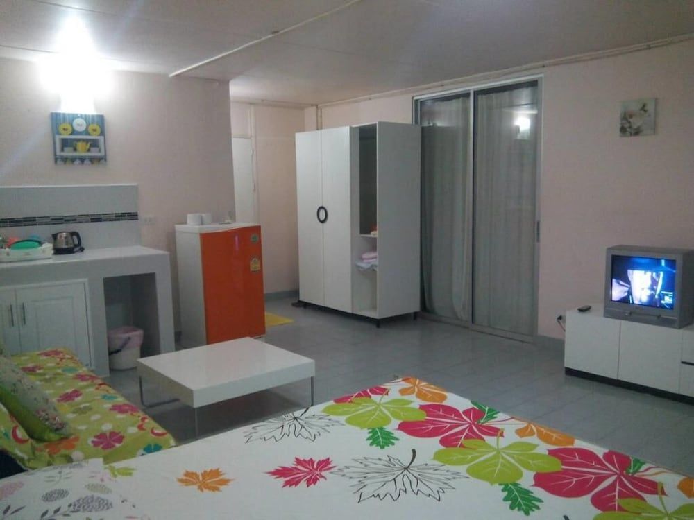 undefined Room-chan Kim Don Mueang Guest House Tri 9