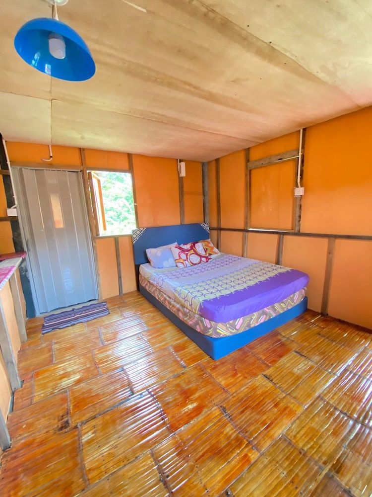 OYO Home 90737 Disan Baang Kiulu Family Room, Private Bathroom 3