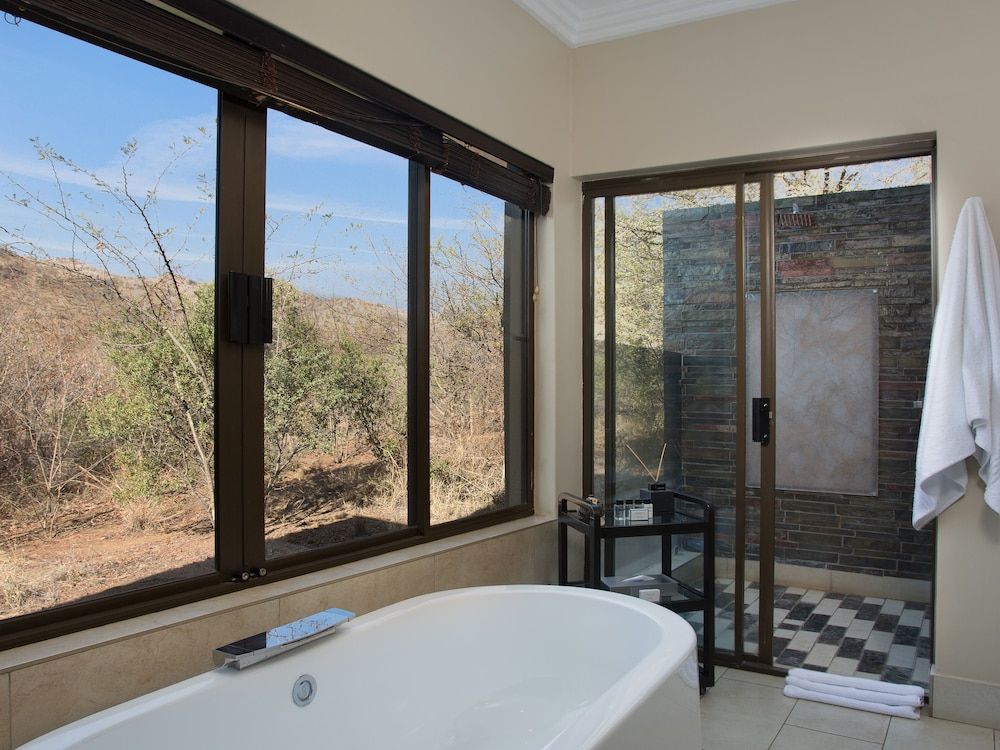 Shepherd's Tree Game Lodge Standard Room 5