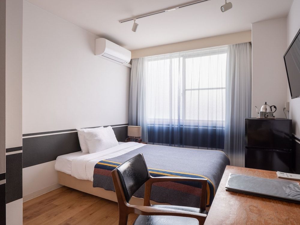 Hotel Graphy Nezu [Private Bathroom] Double Room (140cm bed)