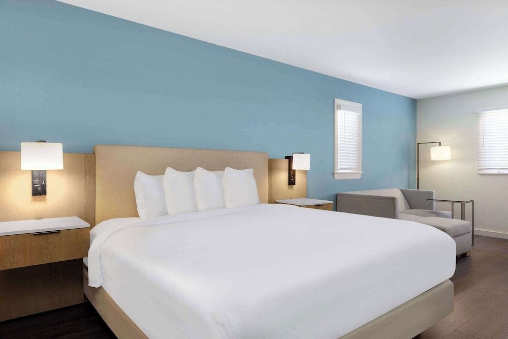 Hotel Manteo, Trademark Collection by Wyndham