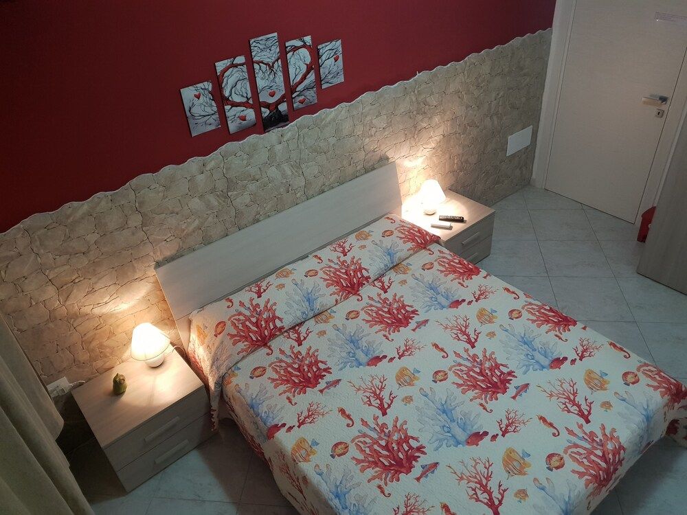 Elite Double Room, Garden View (External Bathroom)