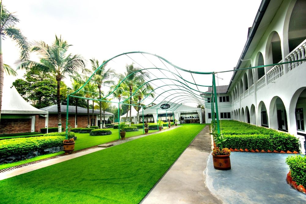 Embun Resort Putrajaya