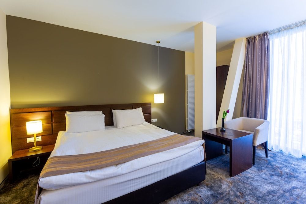 Golden Time Hotel Deluxe Room