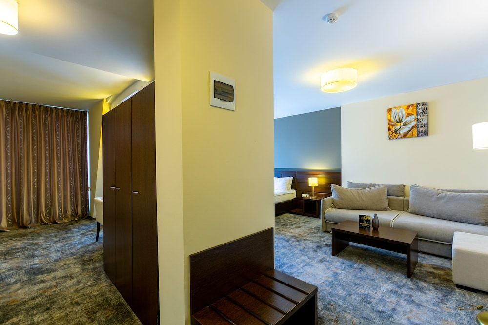 Golden Time Hotel Golden Suite 5