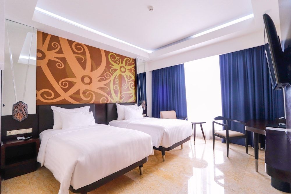 Deluxe Twin Room, Pool View