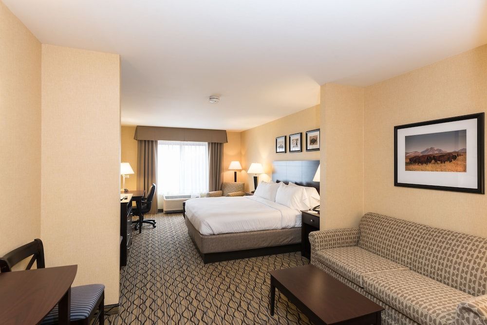 Glacier Peaks Hotel Suite, 1 King Bed, Non Smoking 2