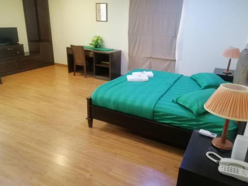 Deluxe Room, 1 King Bed