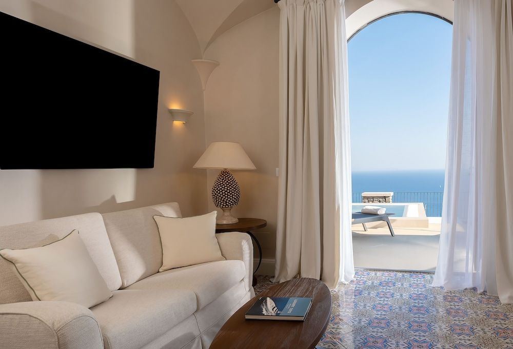 undefined Furore Grand Hotel 10