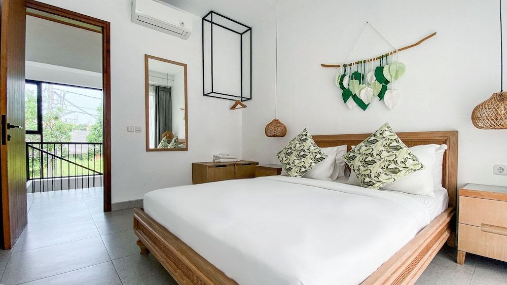 Luxury Villa, 4 Bedrooms, Pool View