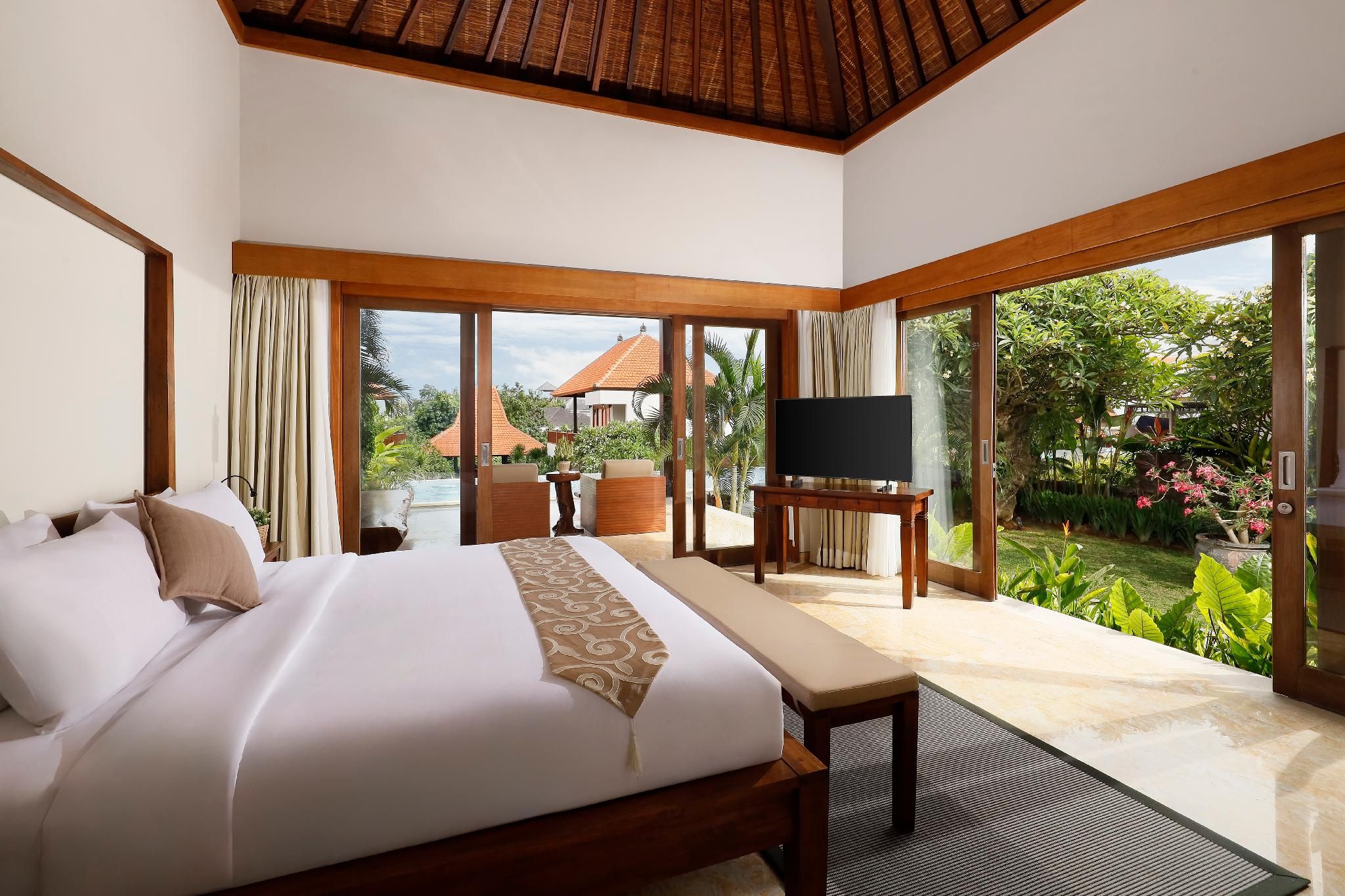 9-Bedroom Garden View Villa