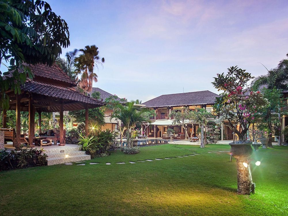 Villa Avalon