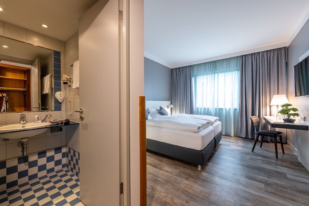 Hotel Leipheim Süd Triple Room 5