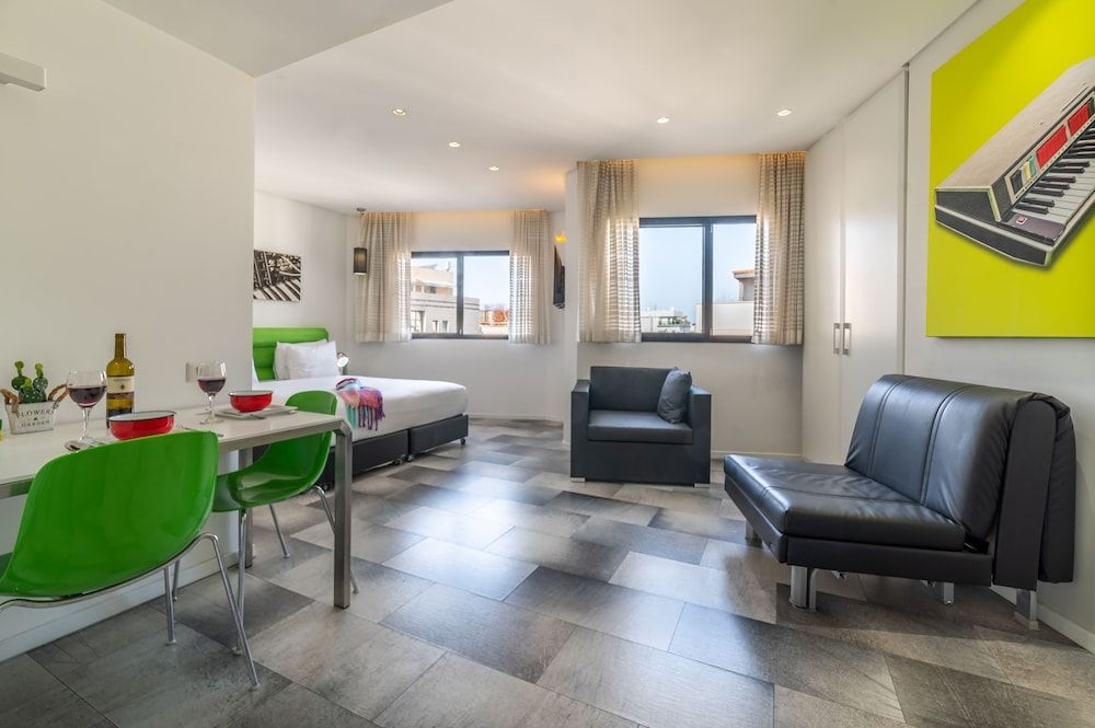 undefined 130 Rock Apartments 2