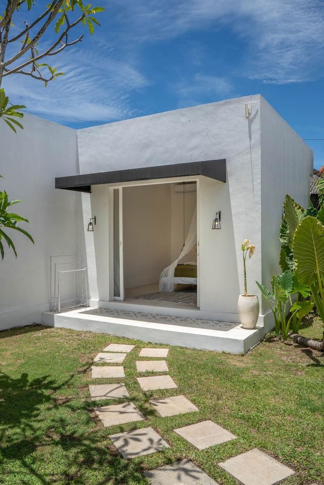 Villa Kelapa Putih