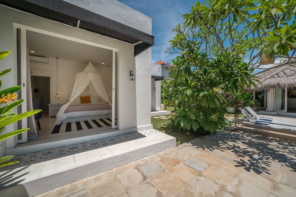 Villa Kelapa Putih