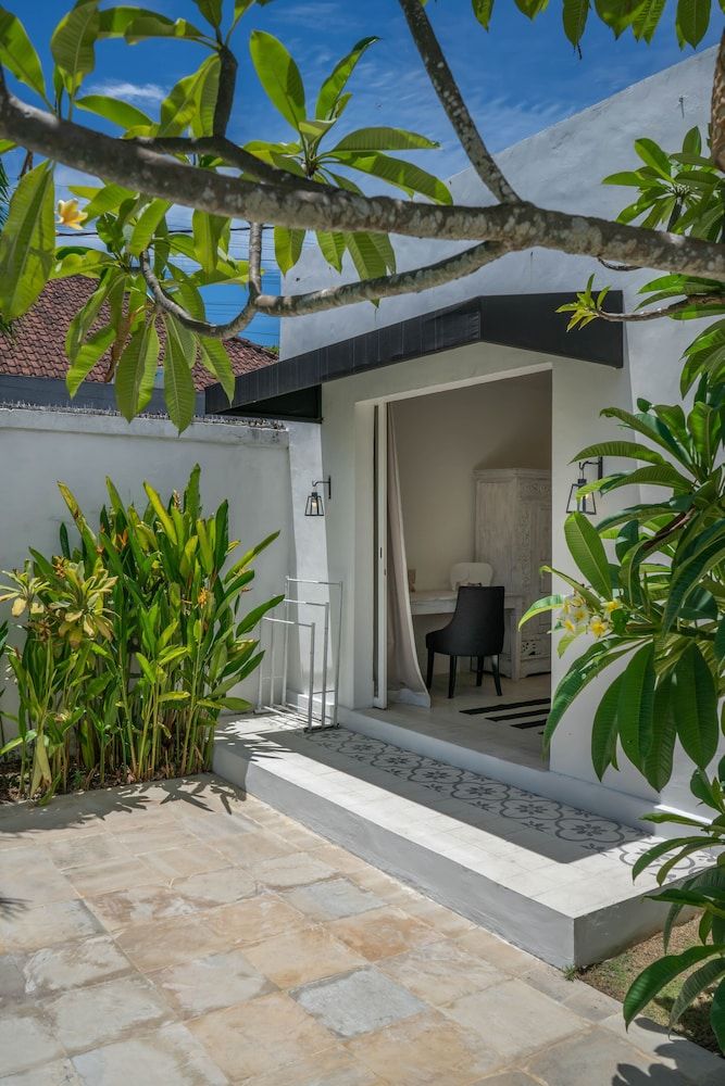 Villa Kelapa Putih