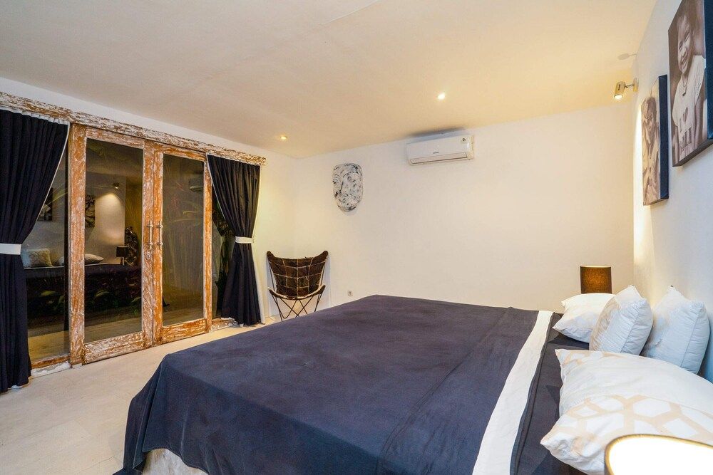 Villa, Multiple Beds, Smoking Allowed, Garden or Pool View