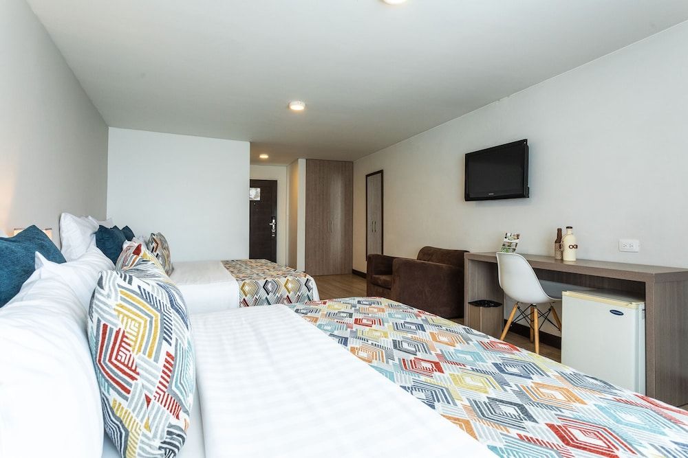 Hotel Carretero Standard Twin Room