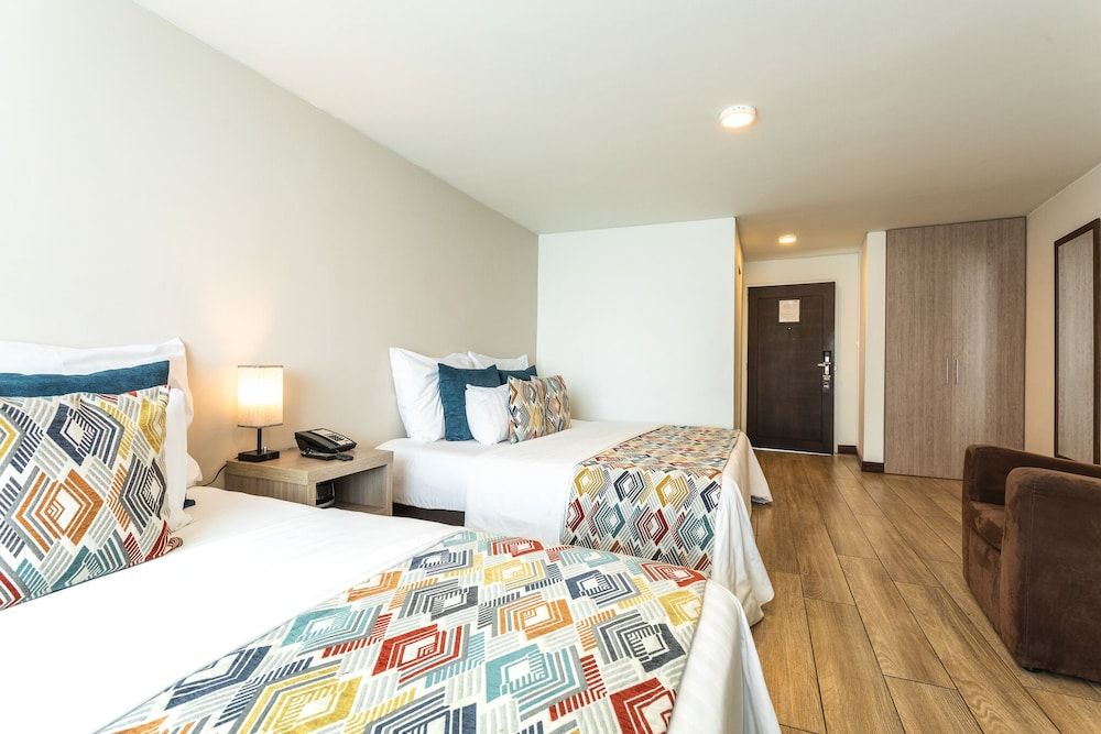 Hotel Carretero Standard Twin Room 3