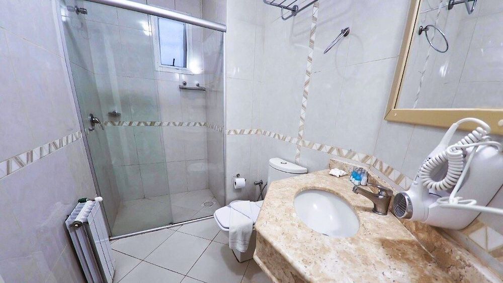 Sky Ville Canela Hotel Deluxe Quadruple Room 4