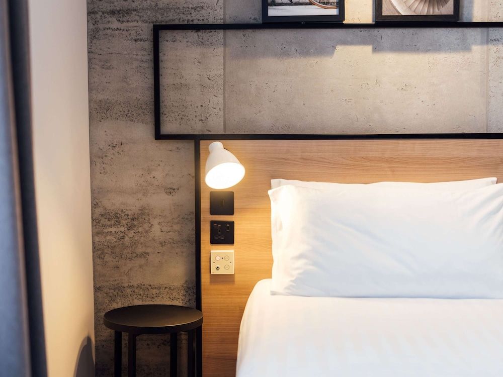 ibis Coleraine Riverside Standard Double or Twin Room, 2 Twin Beds 4