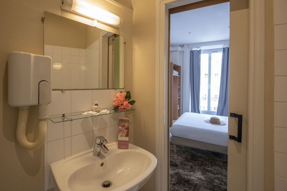 Hotel Ostende Standard Double Room 9