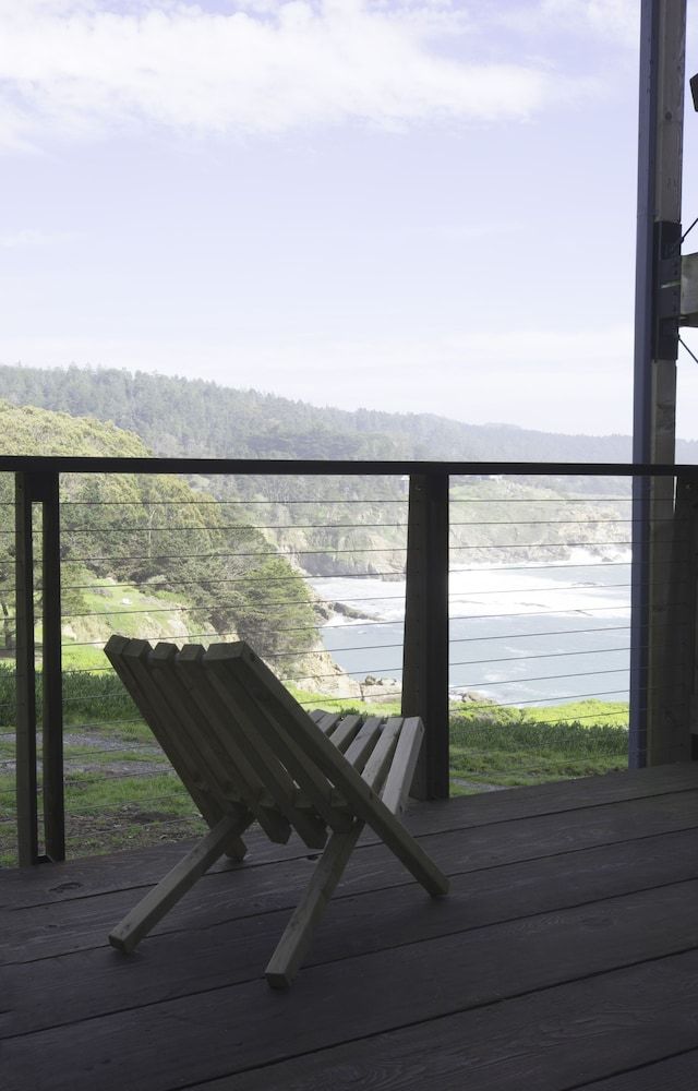 Timber Cove Resort Room (Ocean Cove) 4