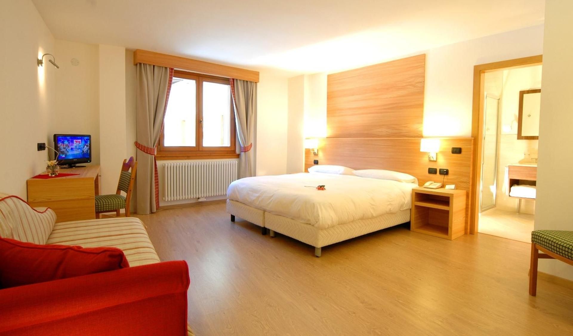 Comfort Triple Room