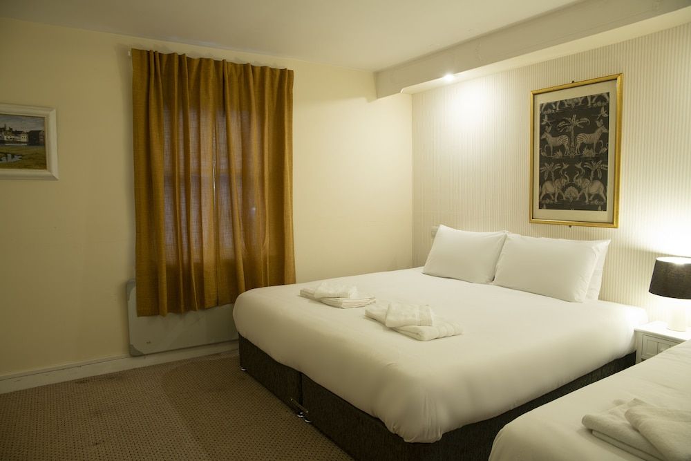 Classic Triple Room