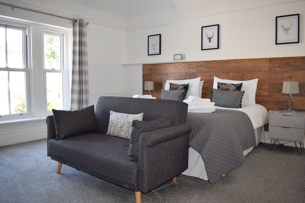 Deluxe Double Room, Ensuite (Willow)
