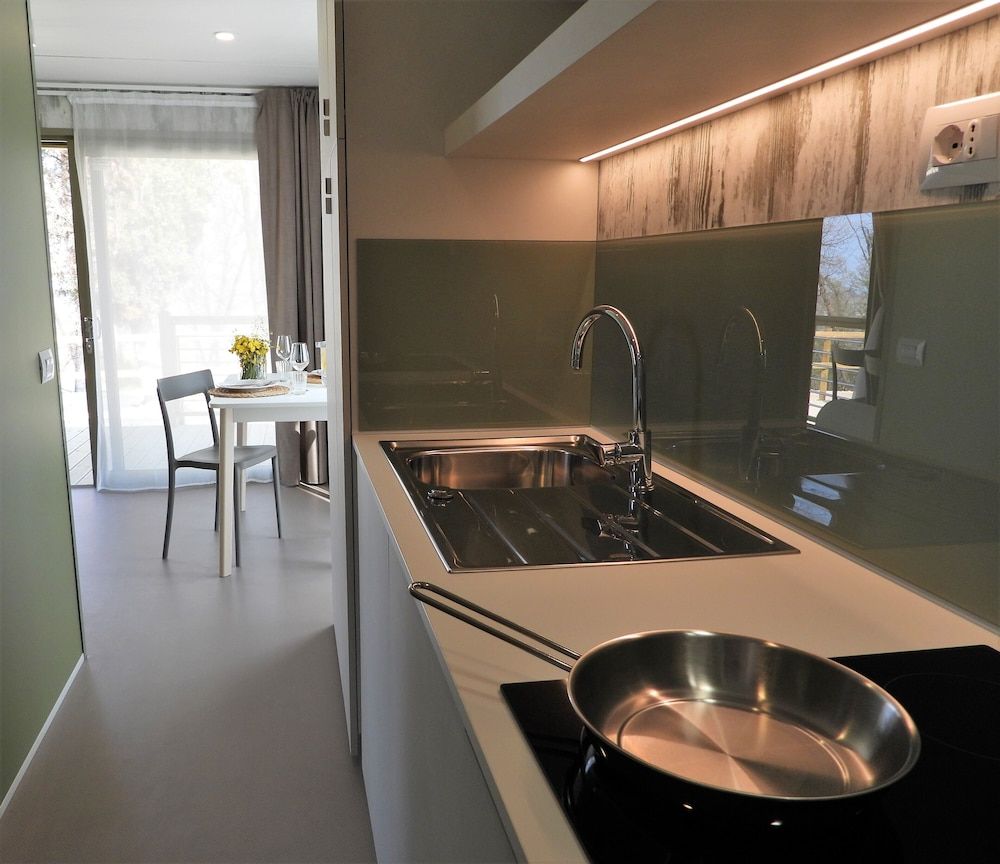 Agricampeggio Le Bucoliche Traditional Mobile Home 9