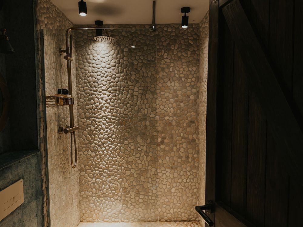 Runa Farm Deluxe Double with Hot Tub 10